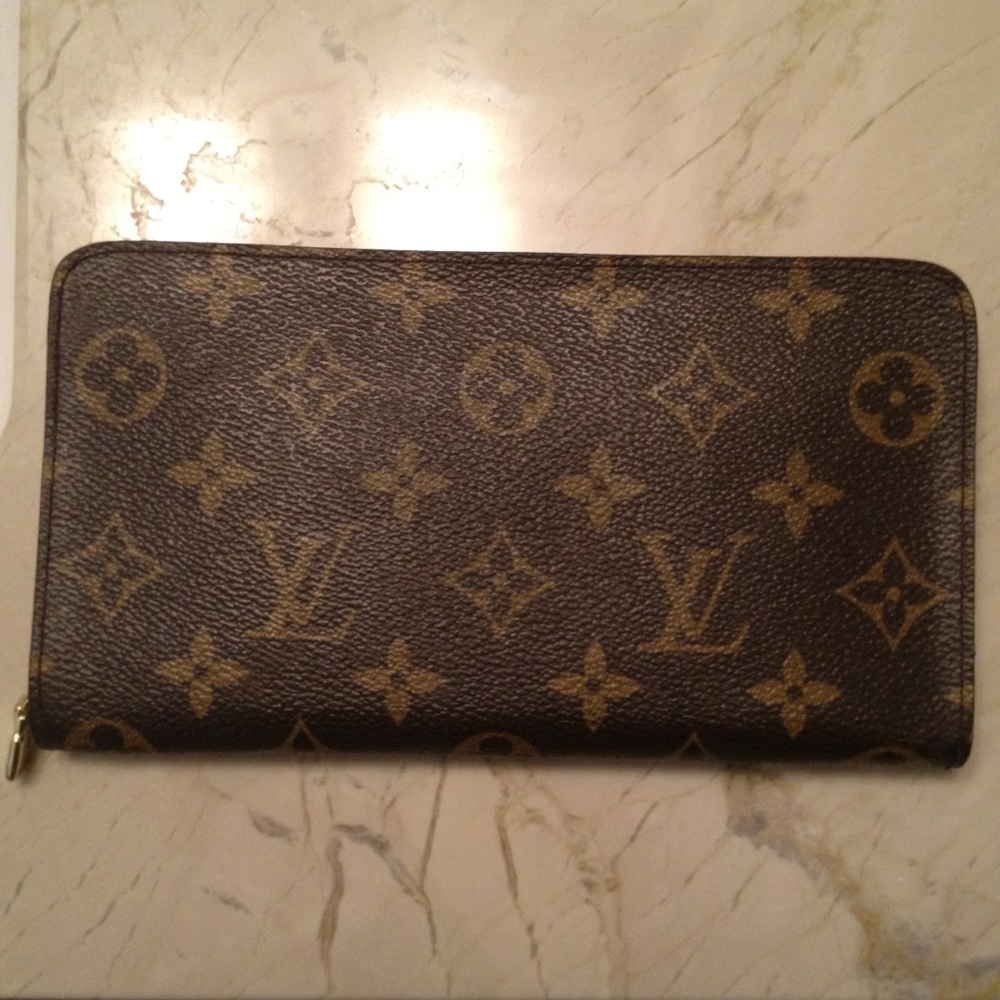 Authentic Louis Vuitton Wallet